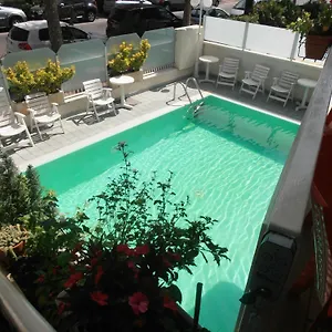 Arno 3*, Rimini Italien