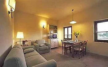 Villa Fattoria Abbazia Monte Oliveto San Gimignano 0*,  Italien